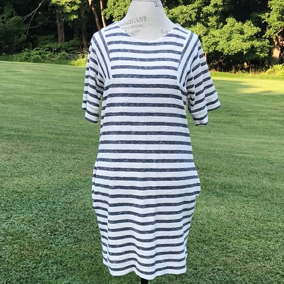 Banana Republic Dresses & Skirts - Banana Navy White Striped Dress Size Small